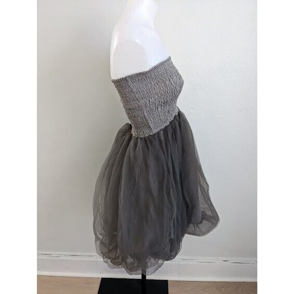 Mois Small Strapless Mini Dress Grey Smocked Shirred Hourglass Sleeveless Party - Picture 4 of 7